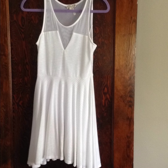 Dress - Picture 1 of 5
